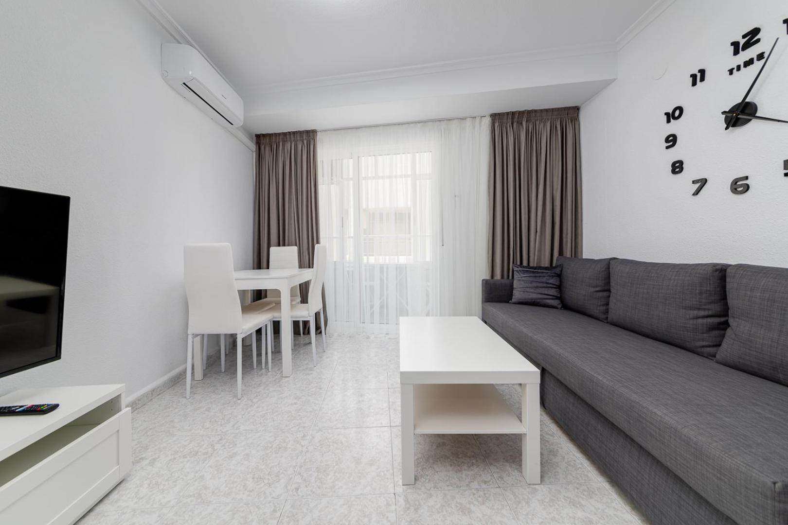 Calle Concordia 86, Two Bedroom Apartment, Up To 6 Guests, Near Del Cura Beach,Supermarket Mercadona And Central Bus Station Торрев'єха Екстер'єр фото