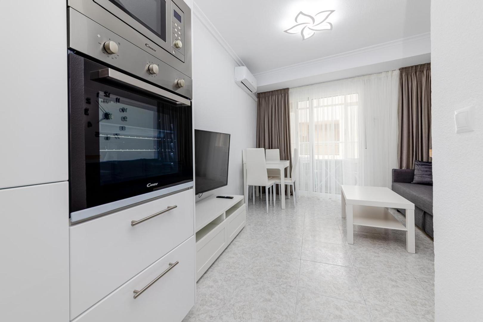 Calle Concordia 86, Two Bedroom Apartment, Up To 6 Guests, Near Del Cura Beach,Supermarket Mercadona And Central Bus Station Торрев'єха Екстер'єр фото